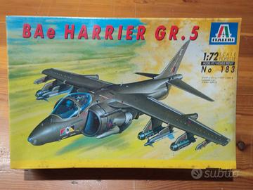 Italeri model kit Harrier Gr5 scaala 1:72
