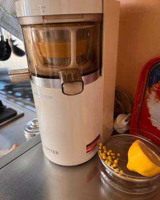 Centrifuga per succhi