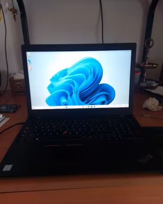 Lenovo Thinkpad L590 i5 8265u 8gb 240 gb 15,6 Fhd