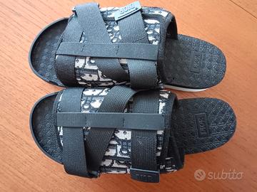 sandali nuovi n 43