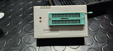 Programmatore EPROM USB XGecu Pro TL866II Plus