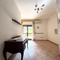 2 LOCALI A MONTEROTONDO