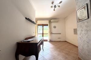 2 LOCALI A MONTEROTONDO