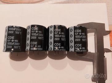 Condensatori Elettrolitici 1800uF 200V 105°C