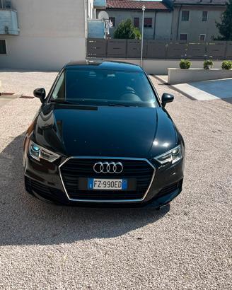 AUDI A3 G-TRON 1.5 130CV 