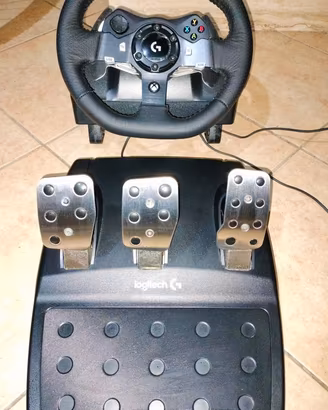 volante da corsa con pedali nuovo 140€ no trattab!