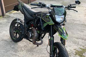 Motociclo motard KSR SM 50