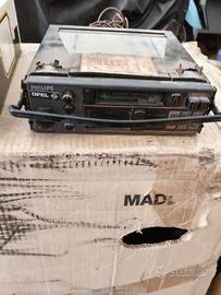 Stereo auto a cassette marchiato Opel