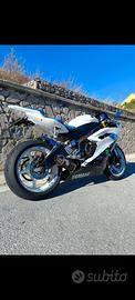 Yamaha YZF R6 - 2006