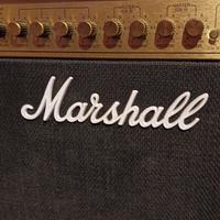 Cambio Marshall Jcm900 per chitarra elettrica