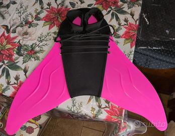 Monopinna da nuoto – effetto sirena