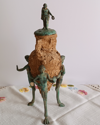 Riproduzione archeologica Etrusca
