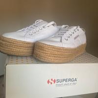 Scarpe  Superga bianche