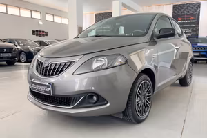 Lancia Ypsilon Aziendale 1.0 FireFly 5 porte Hybri