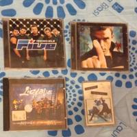 3 CD e una musicassetta 