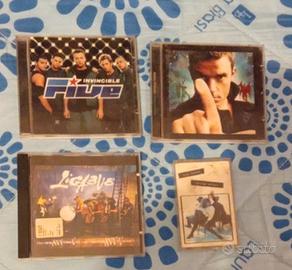 3 CD e una musicassetta 