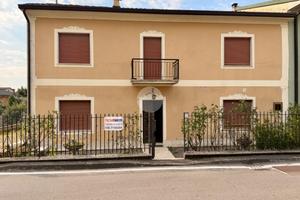 PORZIONE DI BIFAMILIARE A CORZANO