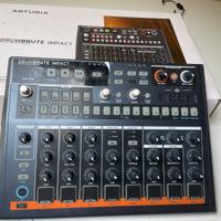 Drum machine Arturia Drumbrute