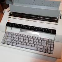 Macchina da scrivere TRIUMPH-ADLER