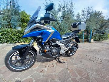 Honda NC750X dct