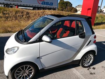 SMART Fortwo 800 33 kW Cabrio Passion cdi