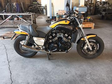 YAMAHA V MAX 1200  anno 1993