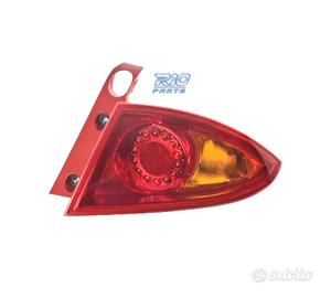FANALE ESTERNO DESTRO PER SEAT LEON 04-12