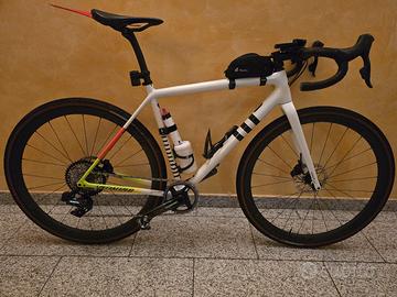 bicicletta gravel 