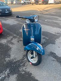 Vespa primavera 125 et3