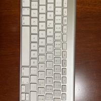 Tastiera Apple magic keyboard 1