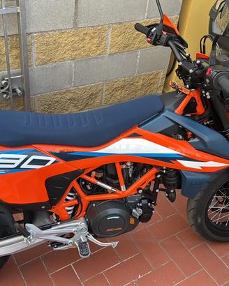 KTM 690 SMC-R 2023