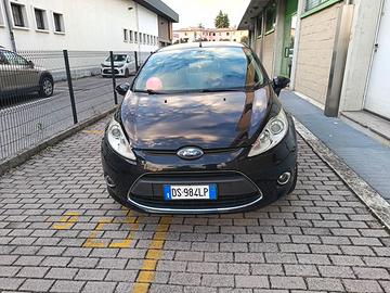 Ford fiesta 1.2 benzina/gpl 2008