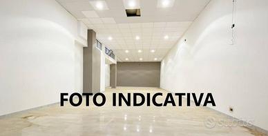 Immobile di 200 m² a Marigliano