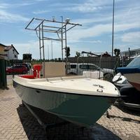 Barca open 6m refittata - base Cramar 500