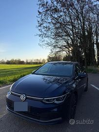 Volkswagen Golf VIII