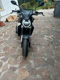Honda cb 1000 r