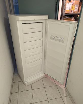 congelatore verticale Atlantic CV225-185L