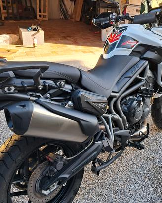triumph tiger 800 xrt