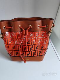 borsa non originale 