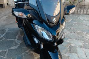 Suzuki Burgman 650