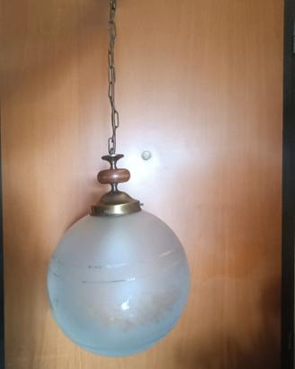 lampadario con boccia vetro fumè ,  