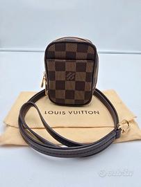 Borsa Louis Vuitton Etui Okapi in Damier