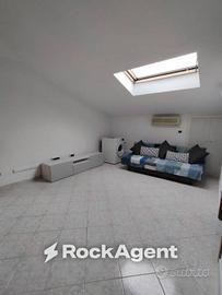 Attico / Mansarda di 59 m² con 2 locali a Carsoli