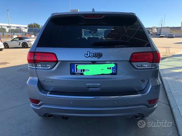 Grand cherokee overland