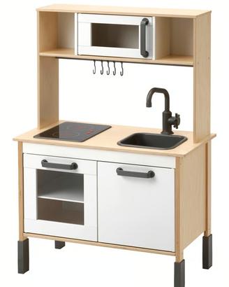 cucina giocattolo 