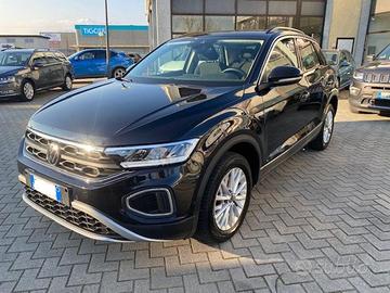 VOLKSWAGEN T-Roc 1.5 TSI ACT DSG Life Unico Prop
