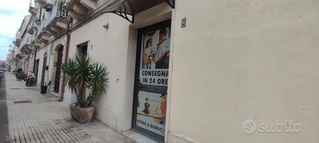 Basso commerciale zona borgata