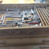 set in chiavi a bussola e tubo