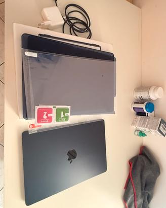 Mac book air M3 2024 256gb