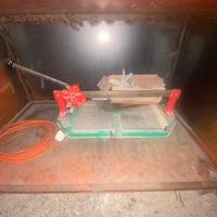 Tagliapiastrelle manuale